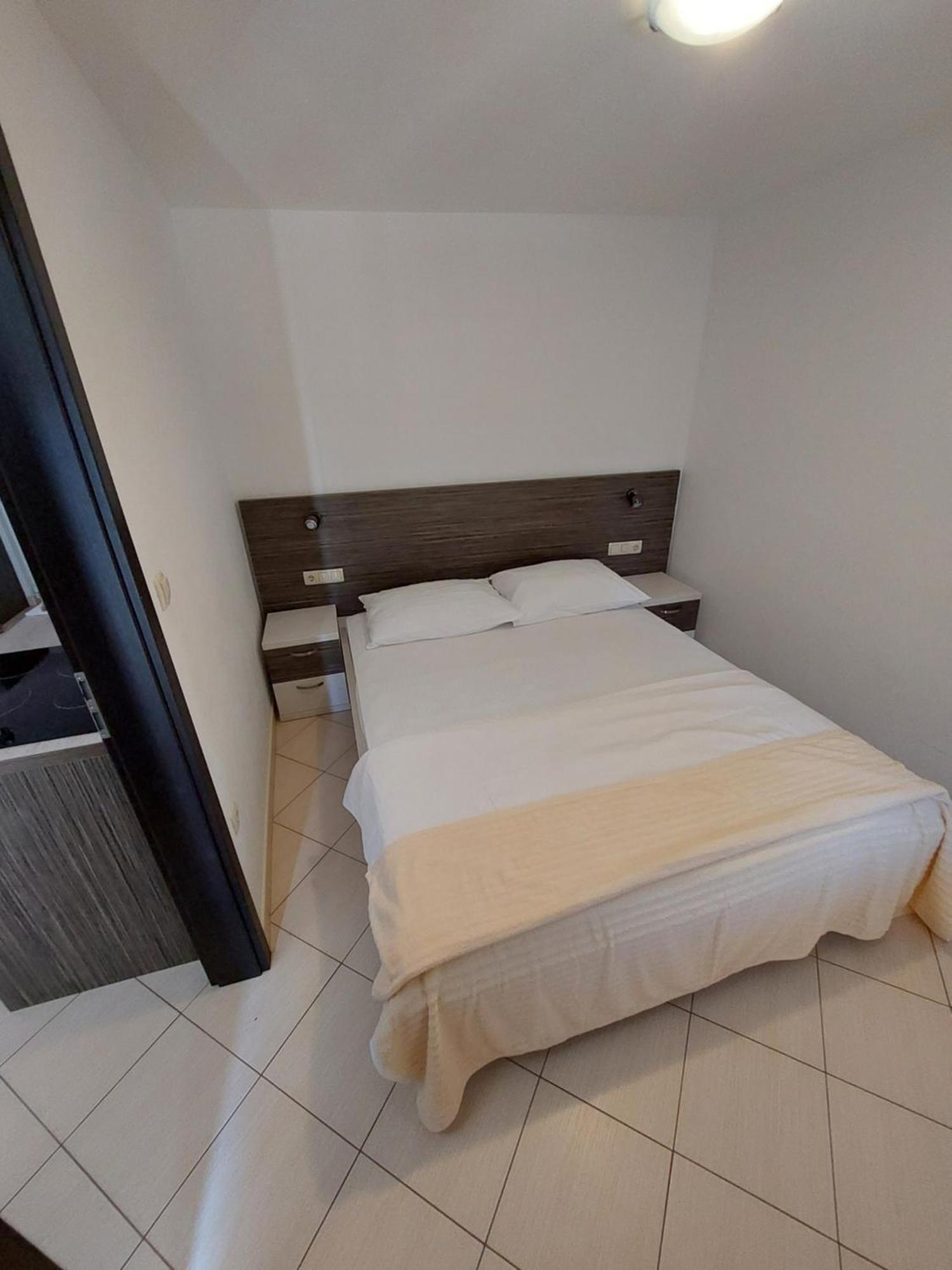 Holiday Baska Voda Room photo
