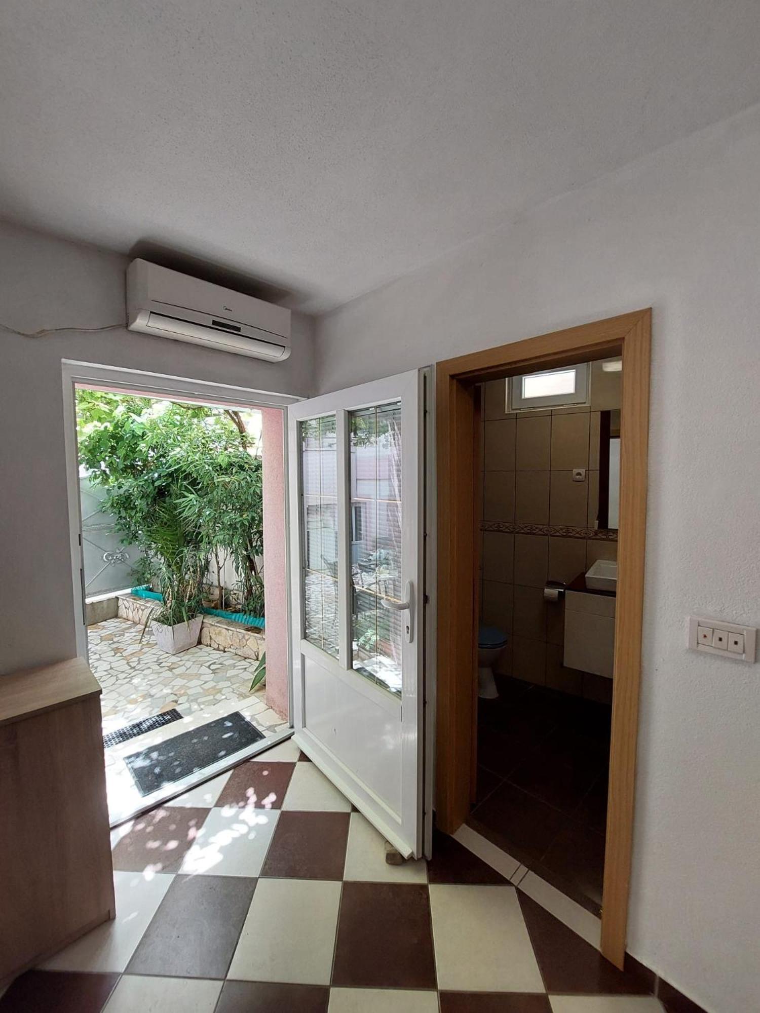 Holiday Baska Voda Exterior photo